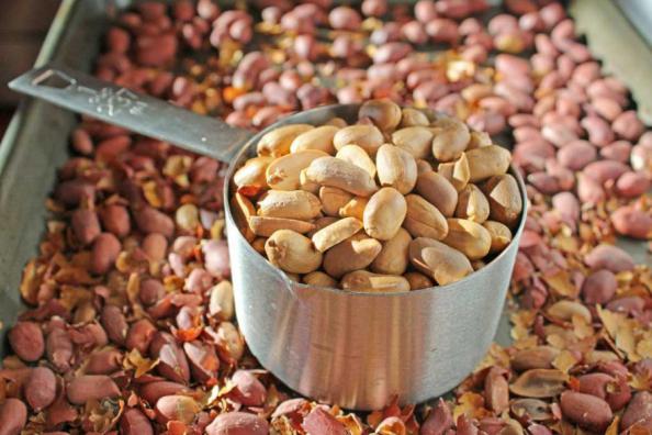 The High Price of Tong Garden Salted Peanuts in Bulgaria